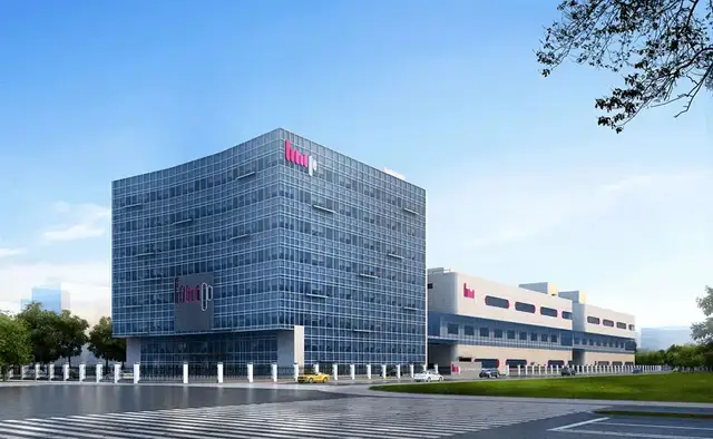 霍建宁打辅助，李嘉诚家族攒下1600亿现金